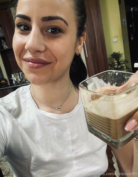 vanessa099 model porn image
