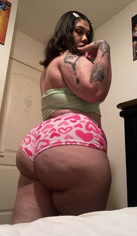 Hoethia hd pornstar img