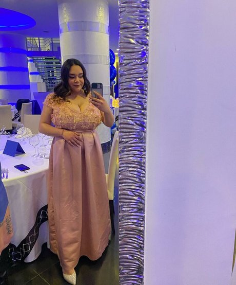 Letizia Scrivani naked star images