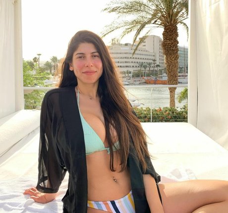 Daniella Yallouz star nice photos