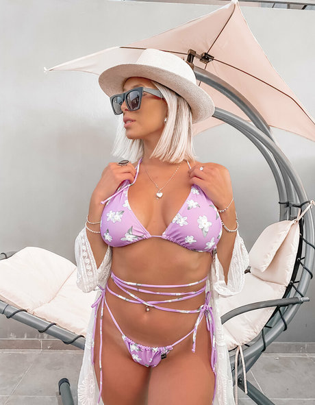 moyanoflor adult star images