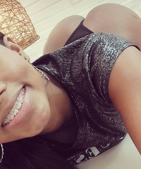 ImAlison model xxx pictures