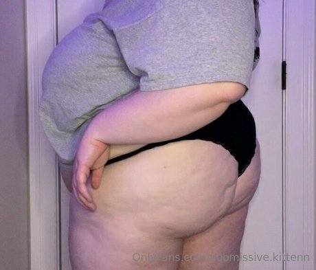 submissive kittenn high quality model galleries