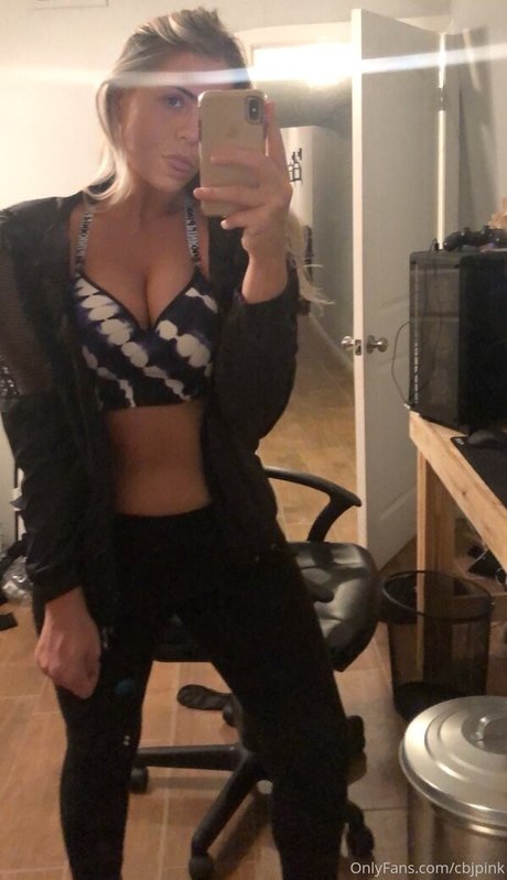 PinkCBJ model top photos