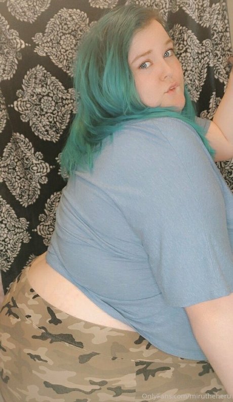 mirutheheru perfect actress pics