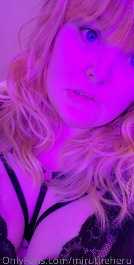 mirutheheru model top archive