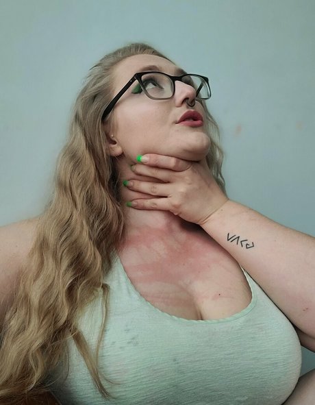 yourlovelylady pornstar perfect pic