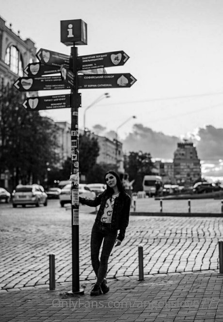 angelina crystal erotic model pics