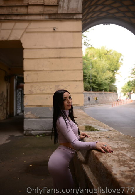 angelina crystal nice model gallery