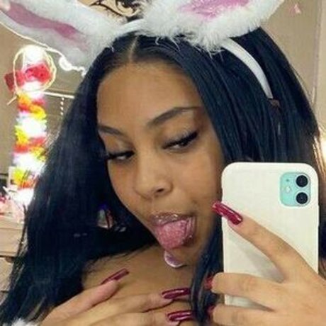 jjuicyjasss model nudes images