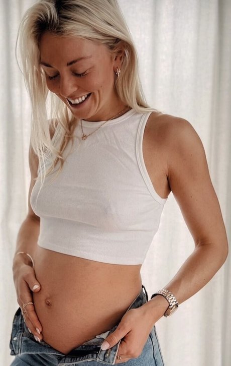 Carina Witthoeft xxx pornstar img