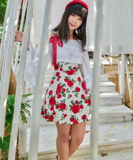 Ola Aphrodite star adult pictures