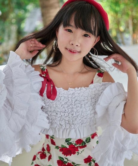 Ola Aphrodite exclusive pornstar gallery