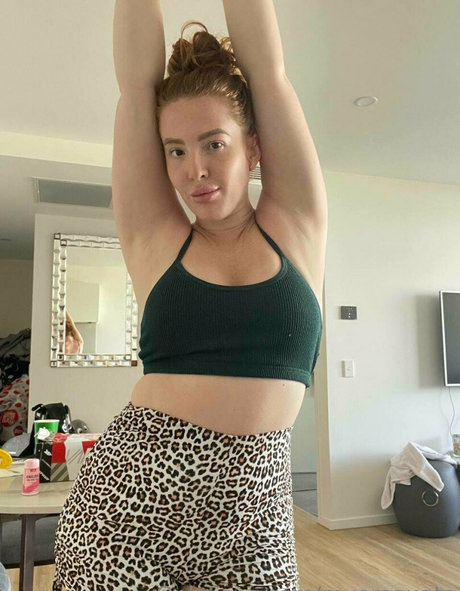 Redhead Goddess high quality model galleries