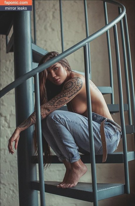 pocahontas persian actress pictures