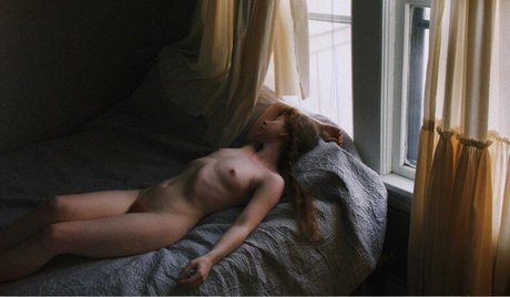 Liv Sage nice model photo