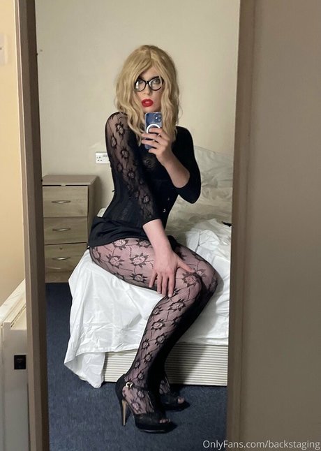 backstaging pretty pornstar galleries