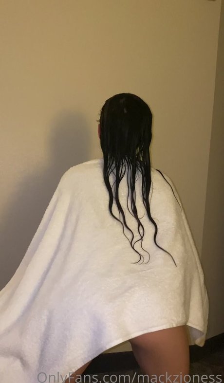 Mackzjoness pretty actress pictures