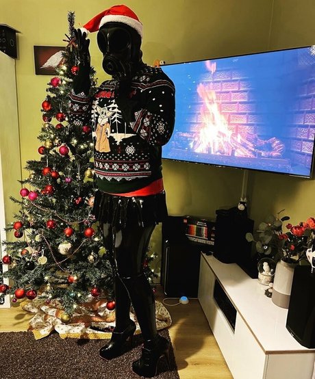 heavyrubberette free sexy star image