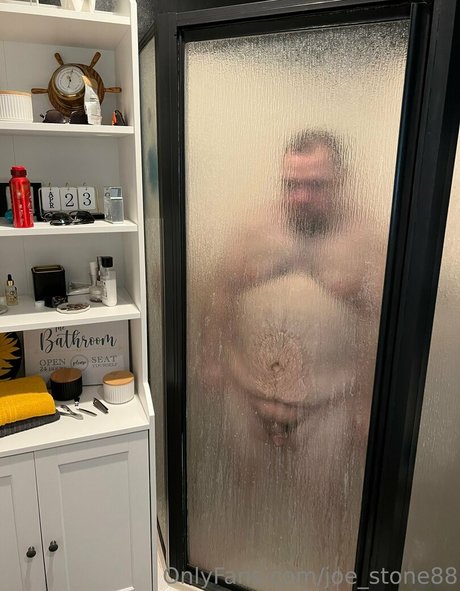 joe stone88 star naked galleries