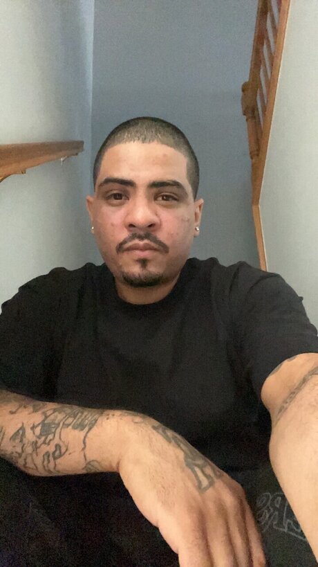 PnutLoks pornstar adult photos