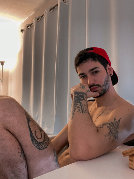 Roarboy exclusive model photo