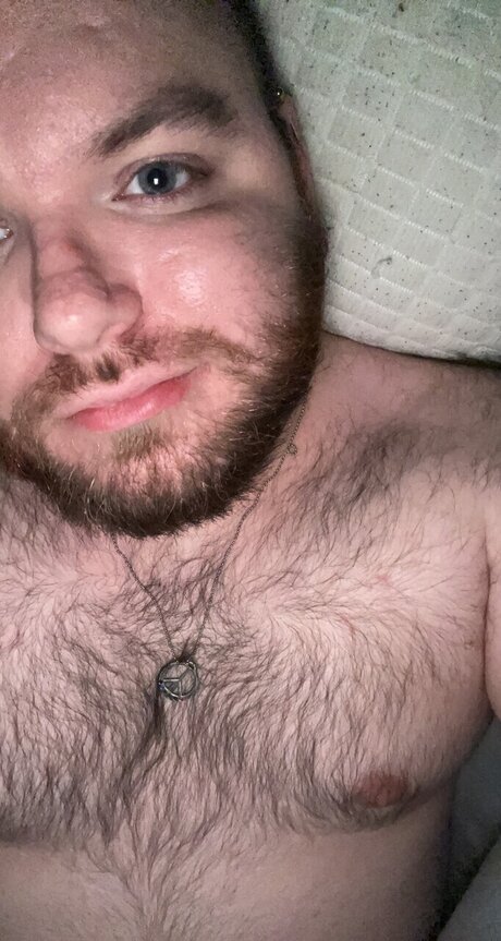 Thicc model exclusive photos