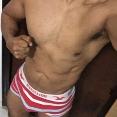 HugeStrong star pretty photos