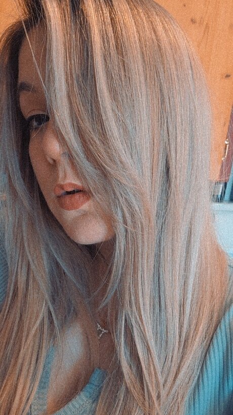 EllieRae star pretty photos