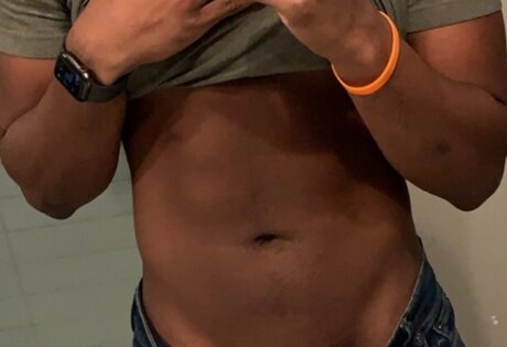 Troy Huxley model free img