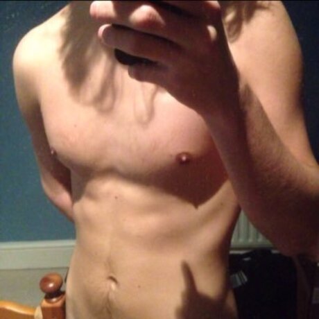 ilikenudism art star pictures