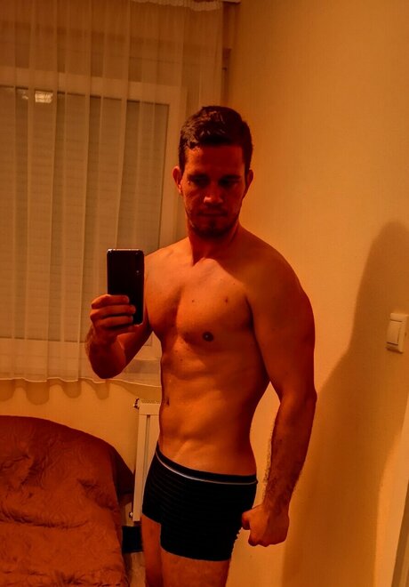 Julio Montana model top archive