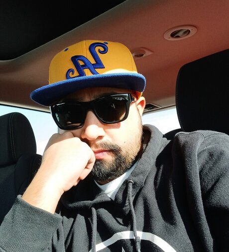 Leeno Lopez sexy pornstar photos