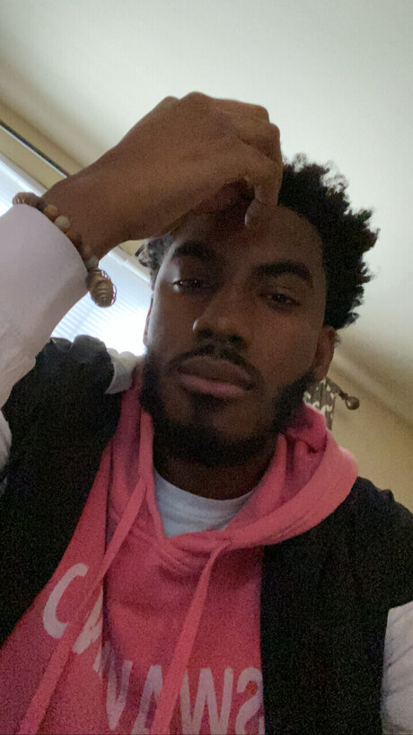 Swaviano star adult photos