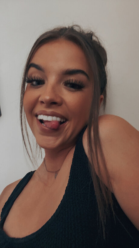 Smdxo nude actress pics