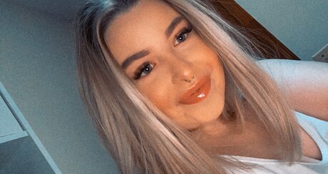 Nurse Nikki_ free pornstar photo