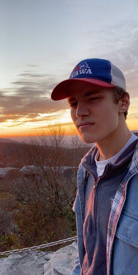 Hunter Blake star exclusive picture