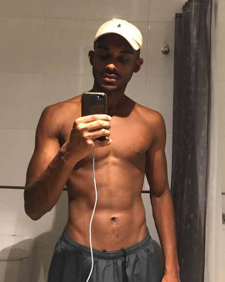 Erik hot model pictures