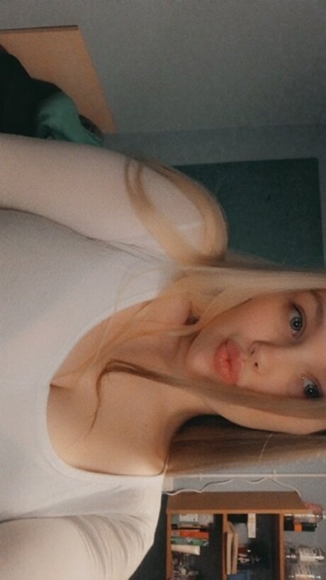 Babyyyy nude actress pic