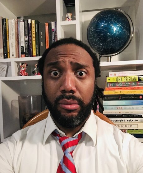 Professor No Pants star naked photo