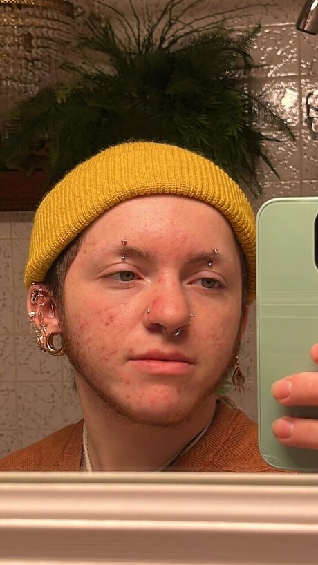 kade acacias hot model pic