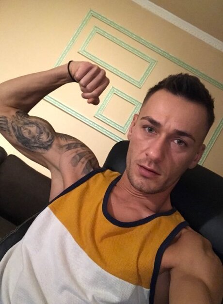 DavidFeel porn model image