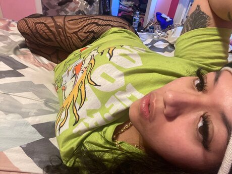 JennsBlunt star sexy photos