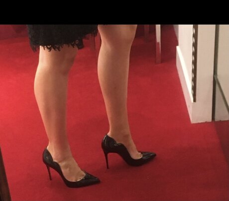 Toes before bros hot pornstar img