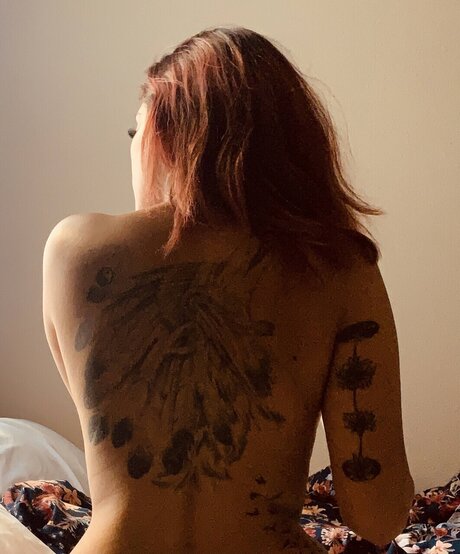 Wonderland star naked photo