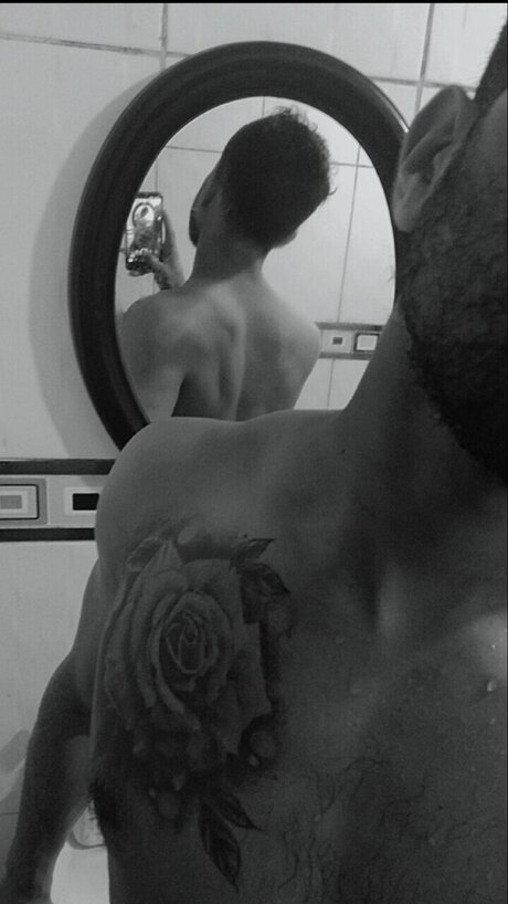 Samuel model adult galleries