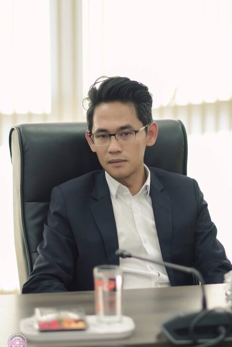 Zattra art actress galleries