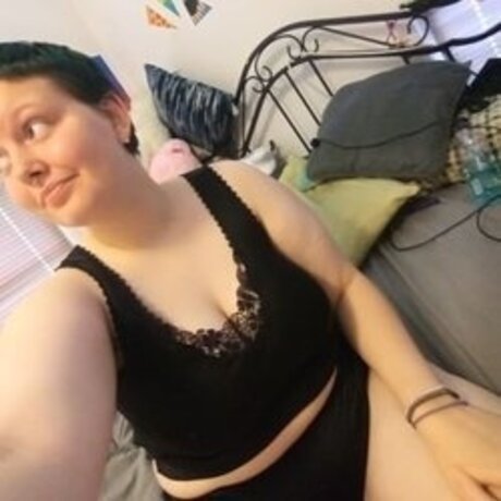 Rayne The Sunflower model porn photos