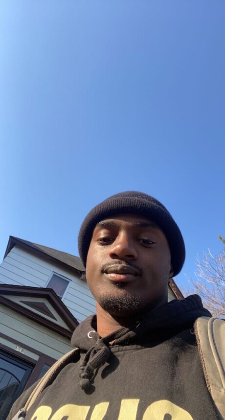 CatDaddy sexy actress image