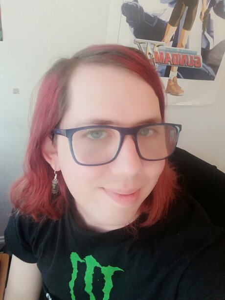 Xyla top actress pic